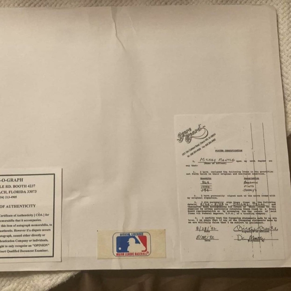 Autograph Mickey Mantle photos - Picture 3 of 4